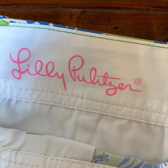 Size 2 Lilly Pulitzer Callahan Shorts - Picture 5 of 5